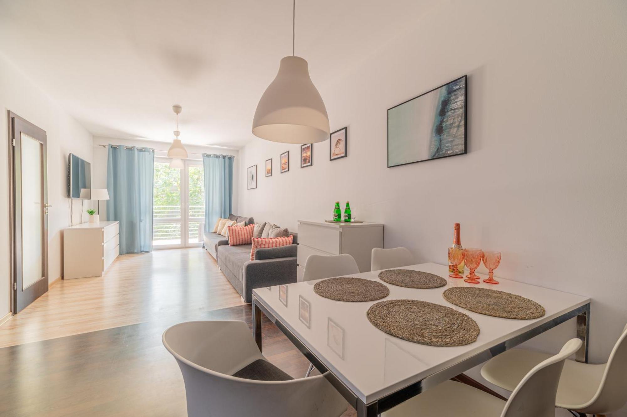 Horyzont Apartamenty-Portowa Sunshine โควอบเซก ภายนอก รูปภาพ